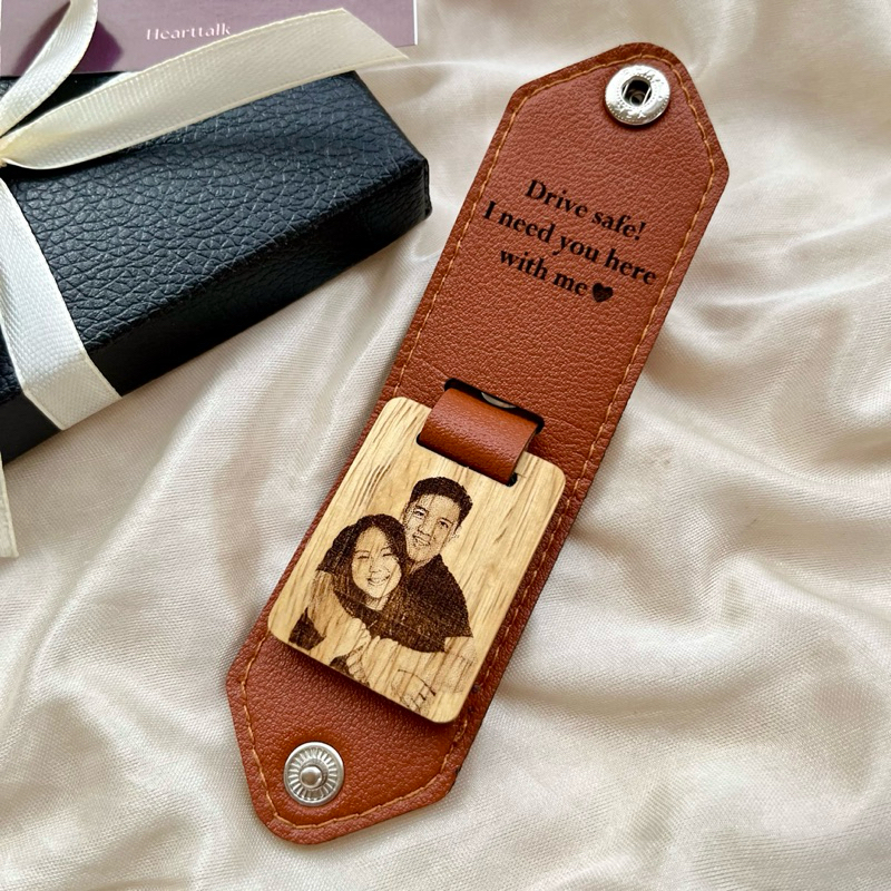 Personalized Keychain - Custom Engraving | Gift Souvenir Giveaway ...