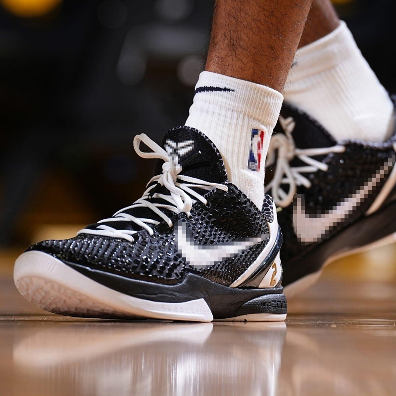 Kobe bryant basketball shoes for men online