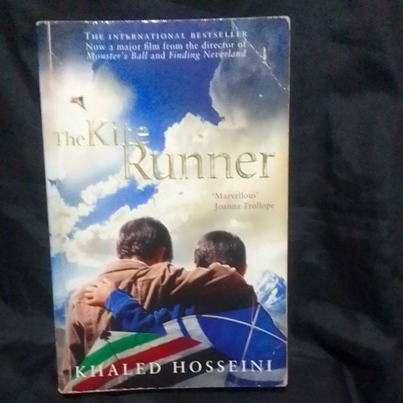 The Kite Runner By: Khaled Hosseini | Shopee Philippines