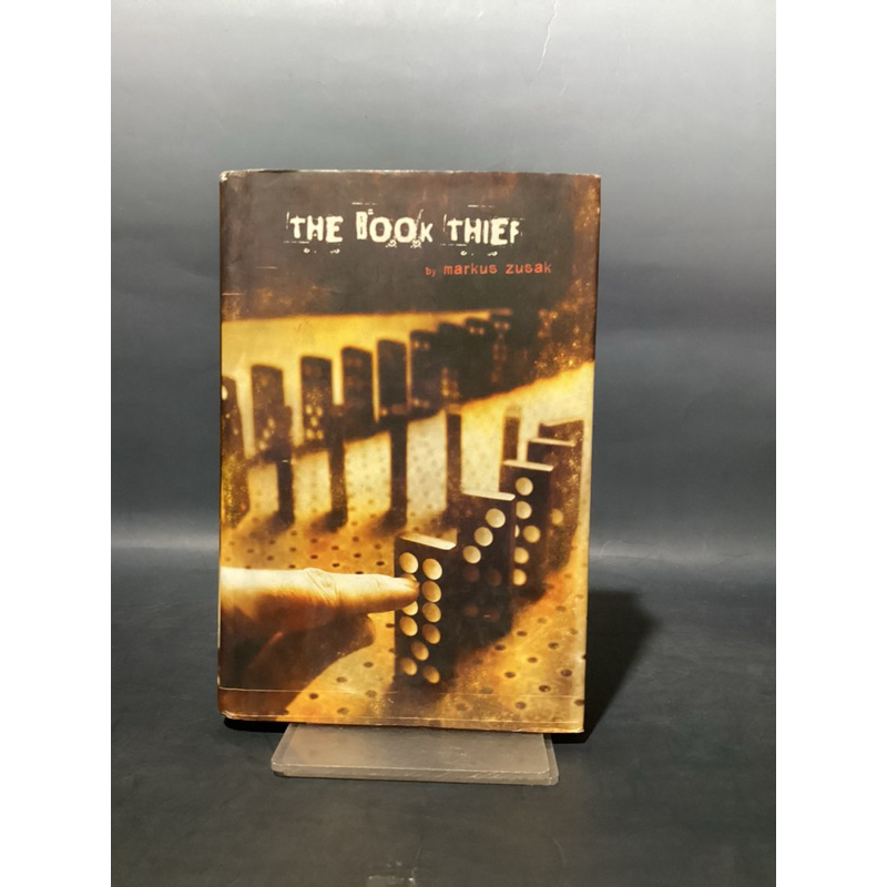 The Book Thief by Markus Zuzak | Shopee Philippines