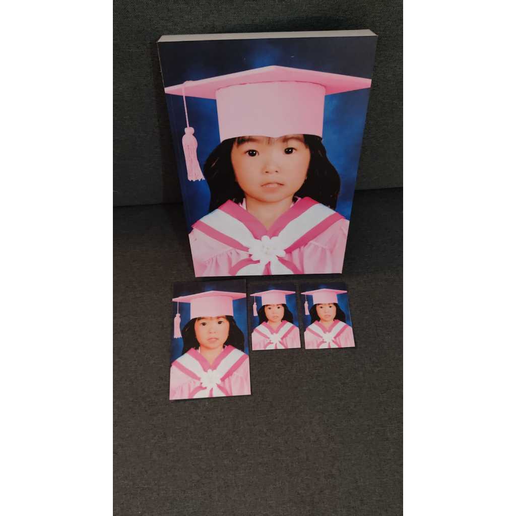 Graduation Picture Bundle – A4 Size Sintra 2D Frame + 4R Pic + 2R Pic ...