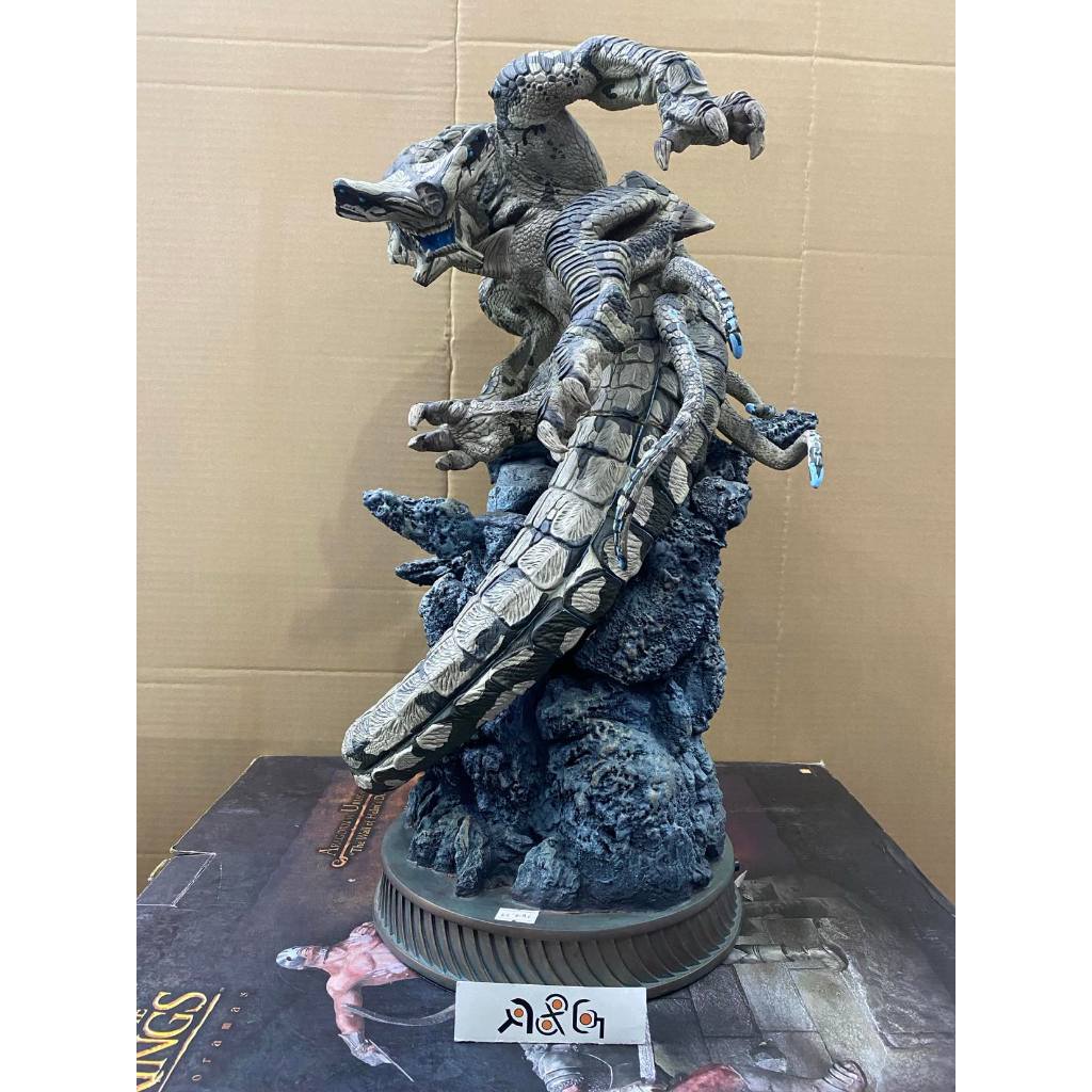 (R&G) Sideshow Collectibles pacific rim Slattern Statue | Shopee ...