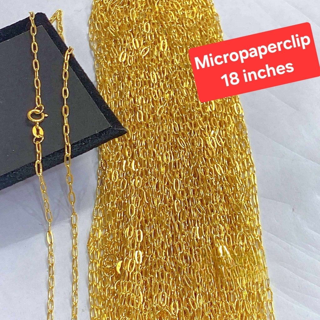 18K Saudi Gold Micro Paperclip 18