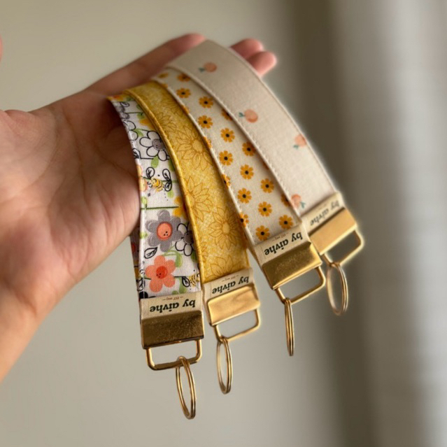 Handmade Key Fob Wristlet / Keychain / Key Holder | By Aivhe | Shopee ...