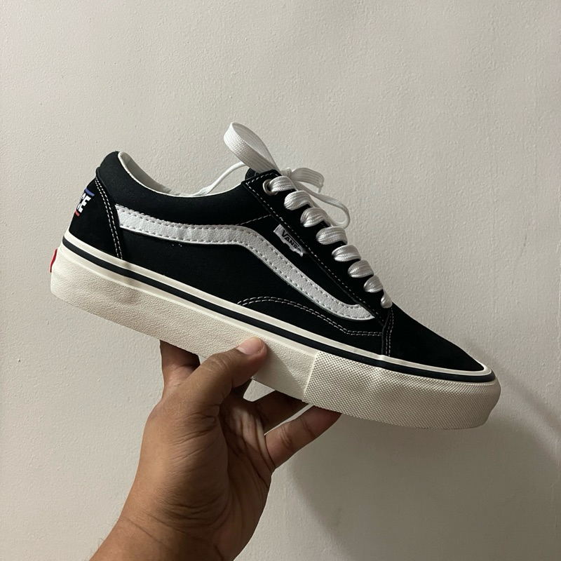 Old Skool Skate Palace `Black White’ Shopee Philippines