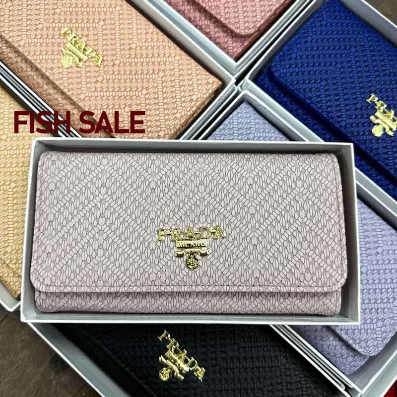 [FISH SALE]WITH BOX Fashionable Trifold Long Wallet 108-2PD | Shopee ...