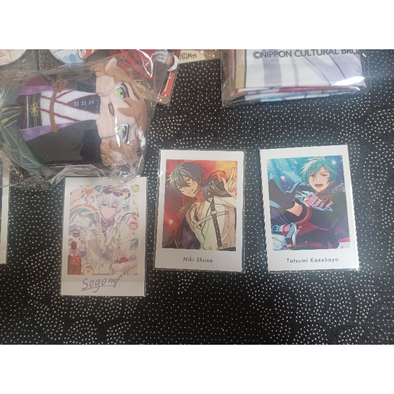 Anime Card, Pins Etc.. | Shopee Philippines