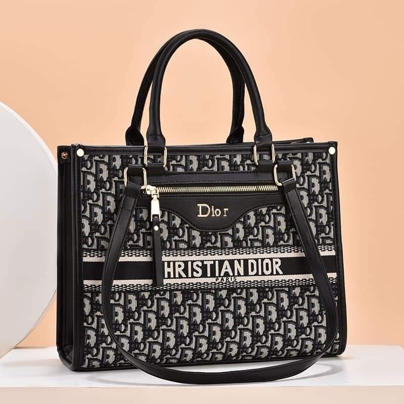 WOMENS EMBROIDERED HANDBAG AND SLINGBAG SIZE 13inch x 10.3inch x 4inch