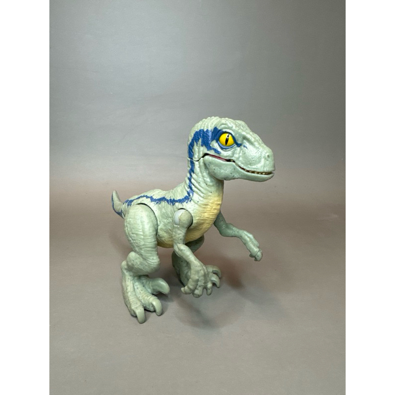 Jurassic World Hatch n play Velociraptor Blue raptor dino action figure ...
