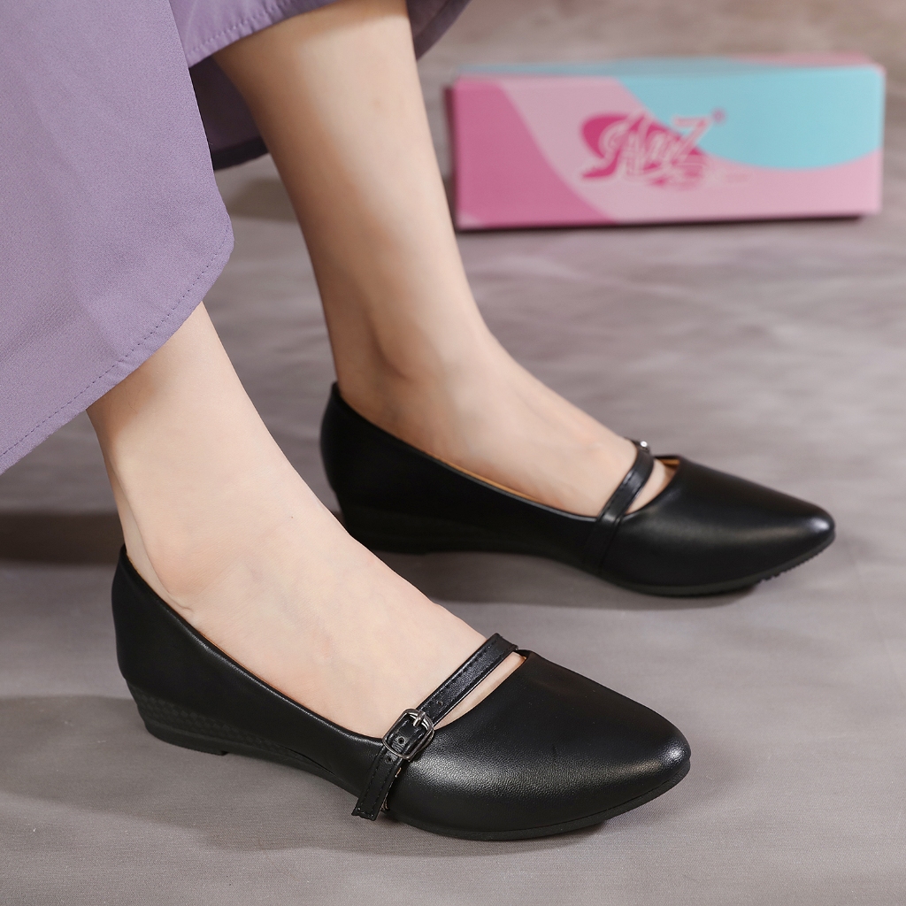 [LIN] Classic 1 inch wedge heel pointed toe black leather shoes ...