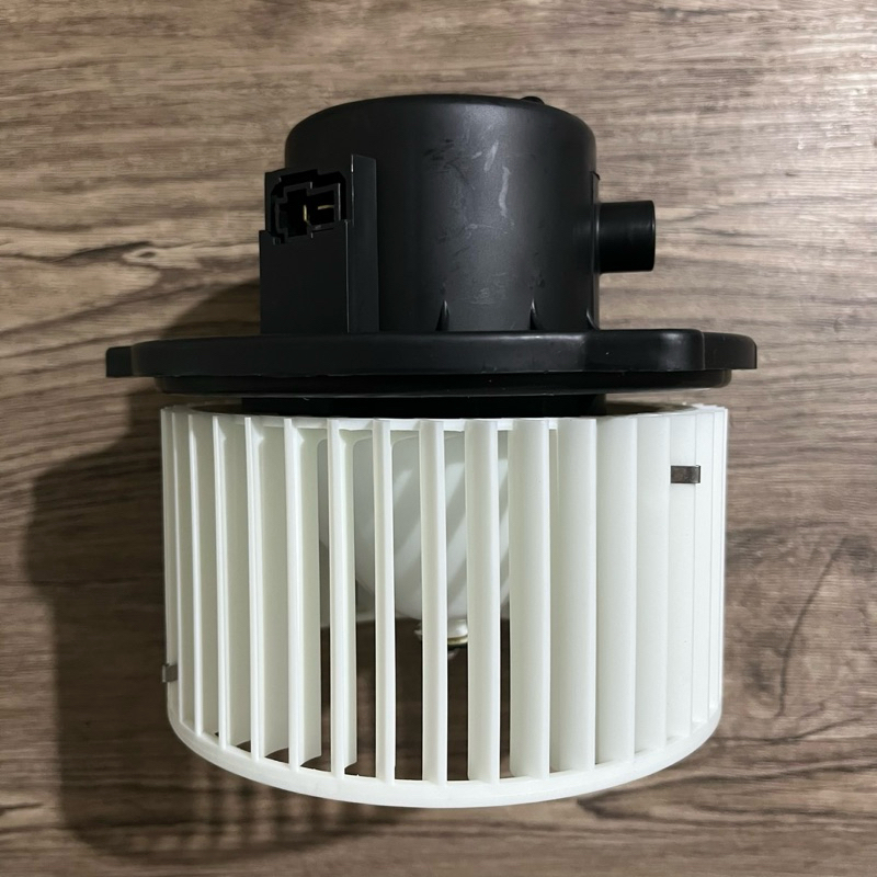 hyundai-starex-2-5l-grx-svx-1997-2007-ac-blower-motor-front-shopee