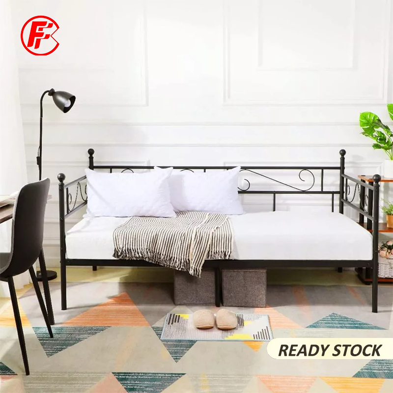 Simple Metal Daybed Frame Guest Sofa Bed Daybeds for Living Room ...