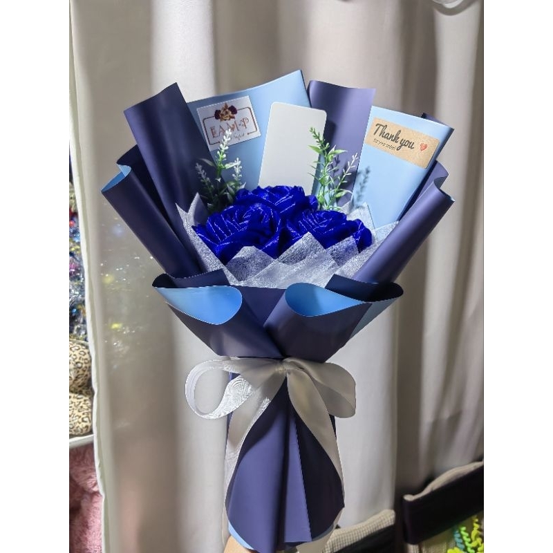 Flower Bouquet 3pcs Satin roses with Fairy Light By EAM-P | Shopee ...