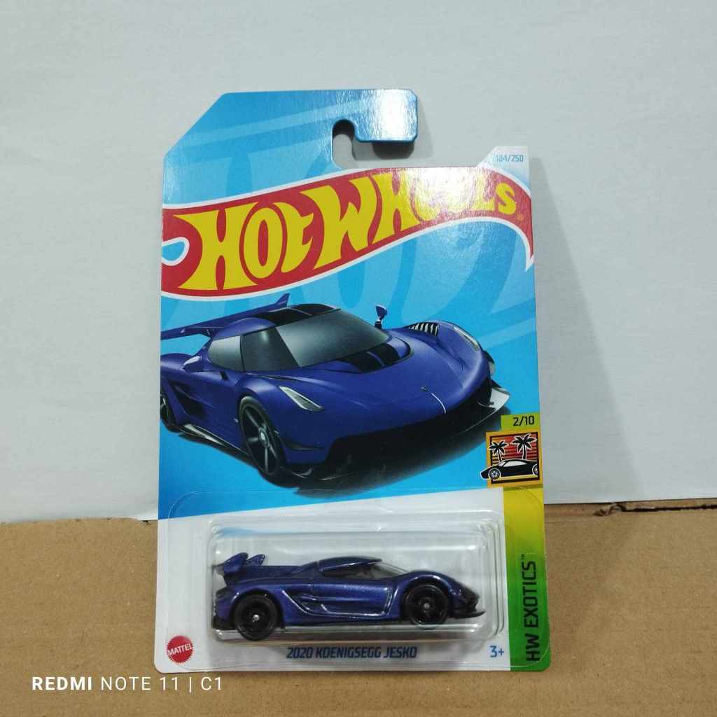 Hot Wheels Koenigsegg Jesko 2024 (Naranja) - Edición Coleccionable Con Protector - Escala 1:64