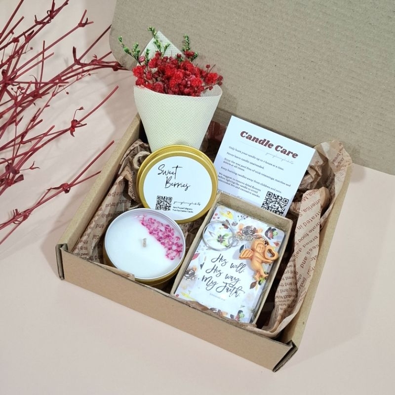 GIFT SET with MINI BOUQUET | Scented Candles | Giveaway | Gift Box ...