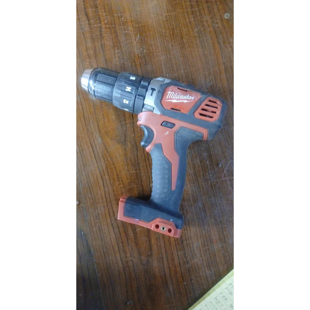 Milwaukee Tool M18 18V Cordless Compact 1/2-inch Hammer Drill/Driver ...