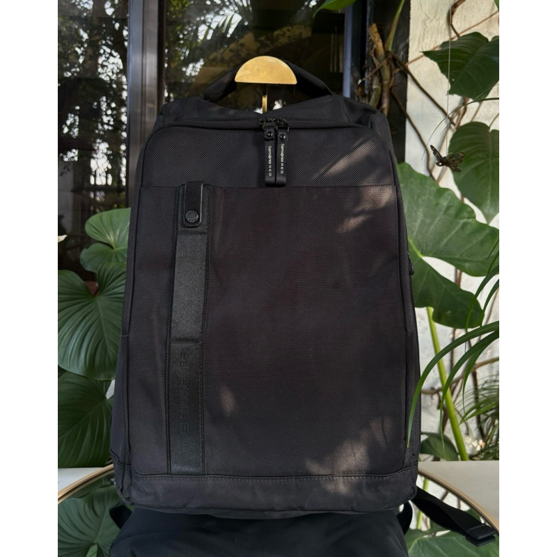 ️Korea Preloved Sam sonite Student Business Laptop Backpack (Sign of ...