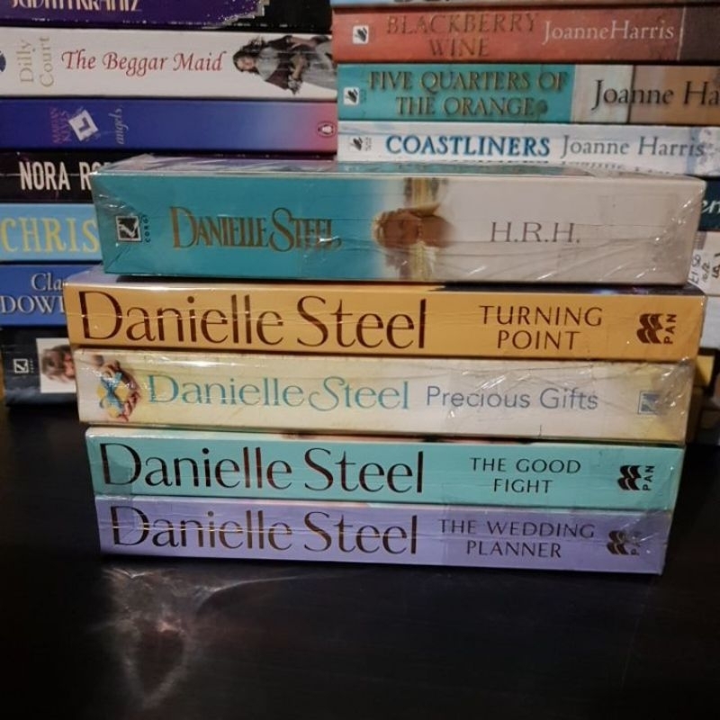 BOX FULL OF BOOKS (25 PCS + FREEBIES) | Shopee Philippines