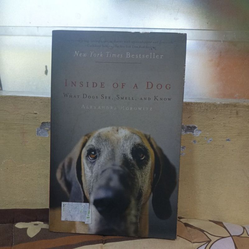 Inside of A Dog by Alexandra Horowitz | Shopee Philippines