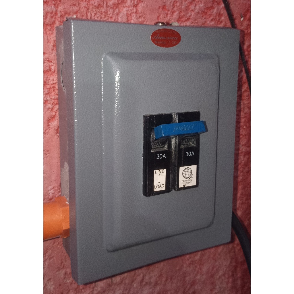 America Panel Box Nema 1 TQD Enclosure 2 Pole Plug-In Bolt-On For ...