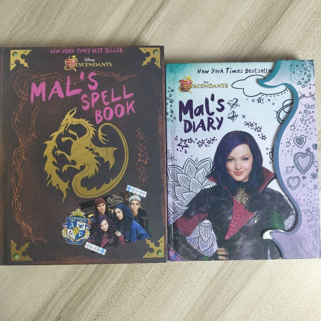 Descendants Mal's Diary, Mal's Spellbook (Hardcover) | Shopee Philippines