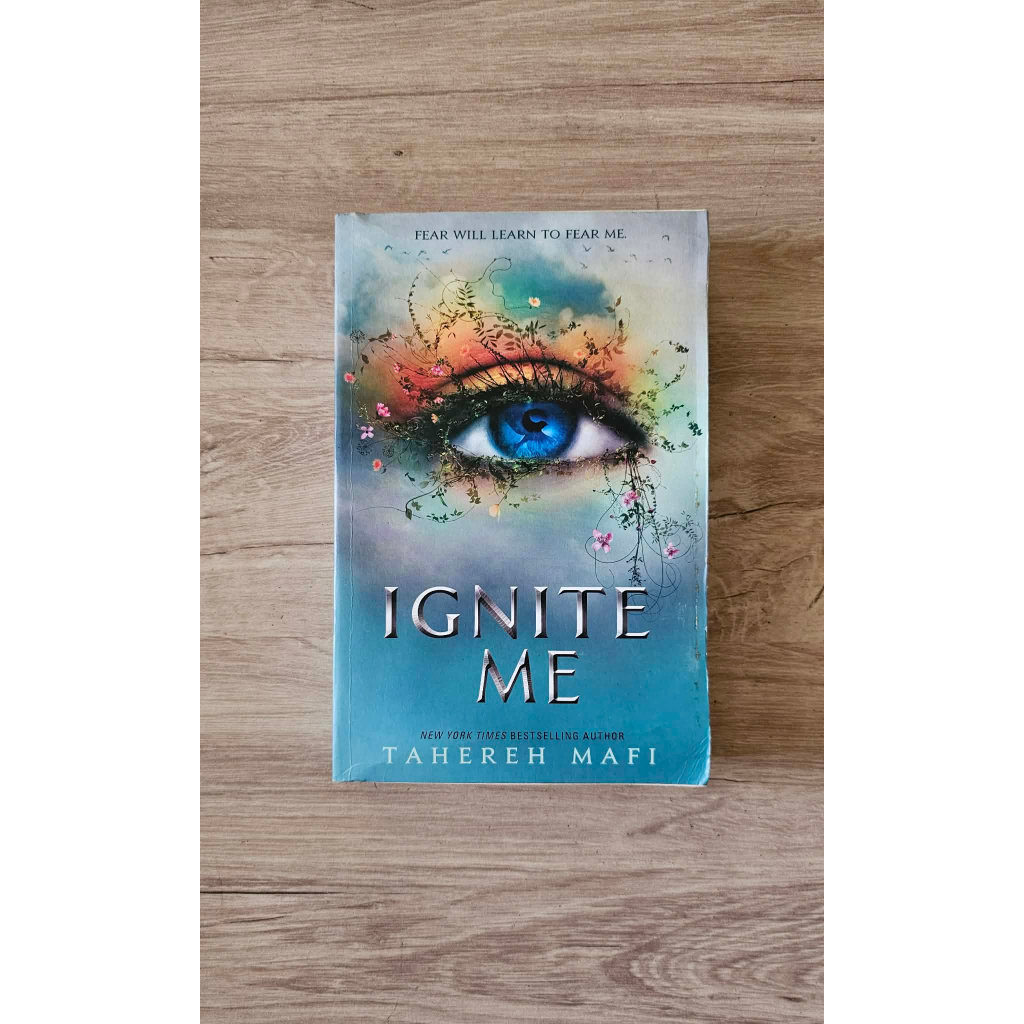 Shatter Me #3: Ignite Me by Tahereh Mafi (4.45/5⭐Goodreads) | Shopee ...