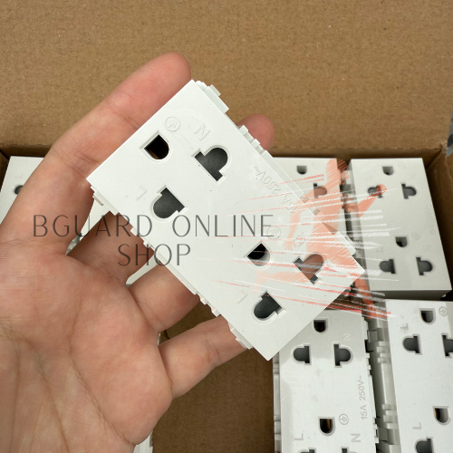 ROYU Duplex Universal Outlet with Ground and Shutter (RWO11) | Shopee ...
