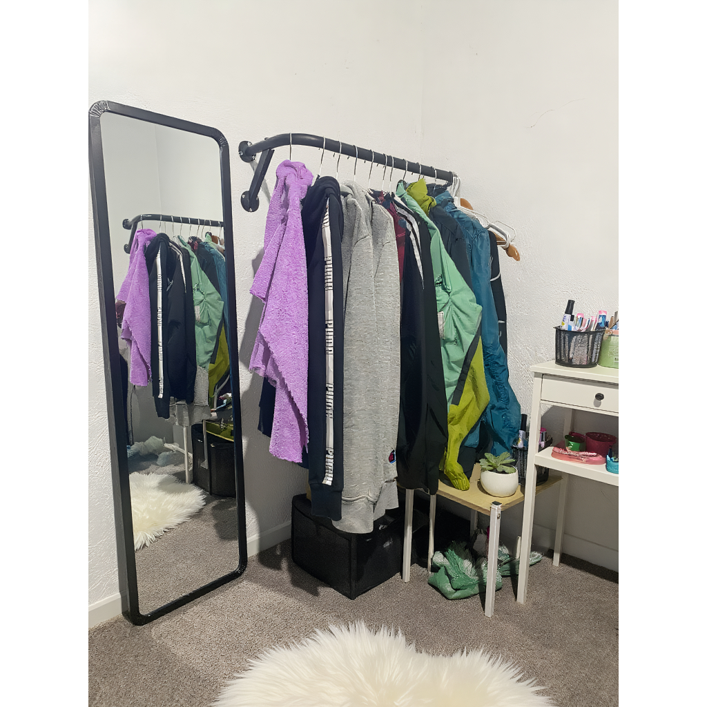 【24h Ship】 Iron Clothes Rack On The Shelf Wall Clothing Store Display ...