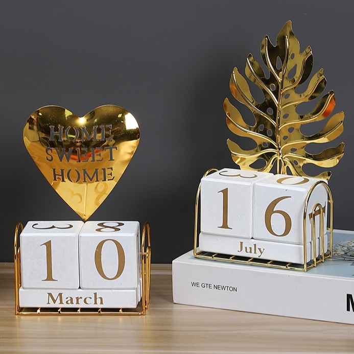 Wooden Block Calendar for Desk Daily Desktop Perpetual Calendar Wood ...