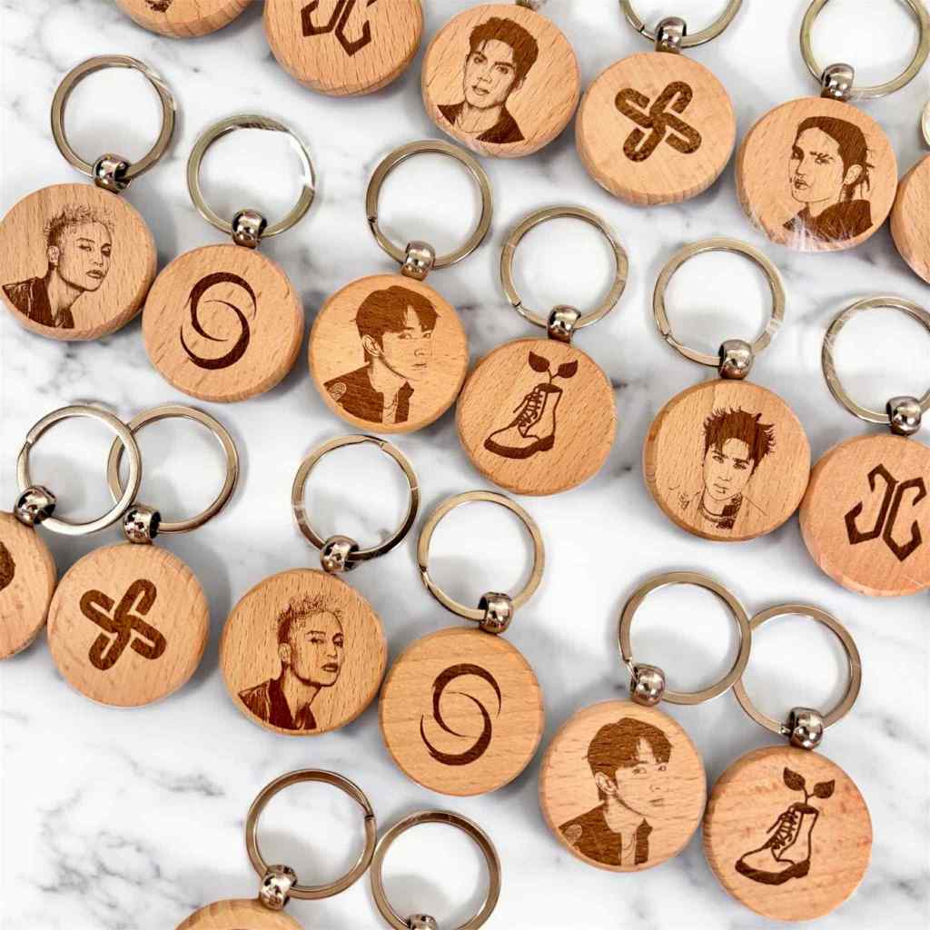 Personalized Wooden Keychain Round , Square Rectangle Shape with card ...