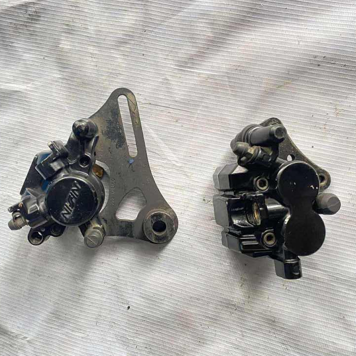 NISSIN BRAKE CALIPER FRONT AND REAR GENUINE SURPLUS FOR SUZUKI RAIDER ...