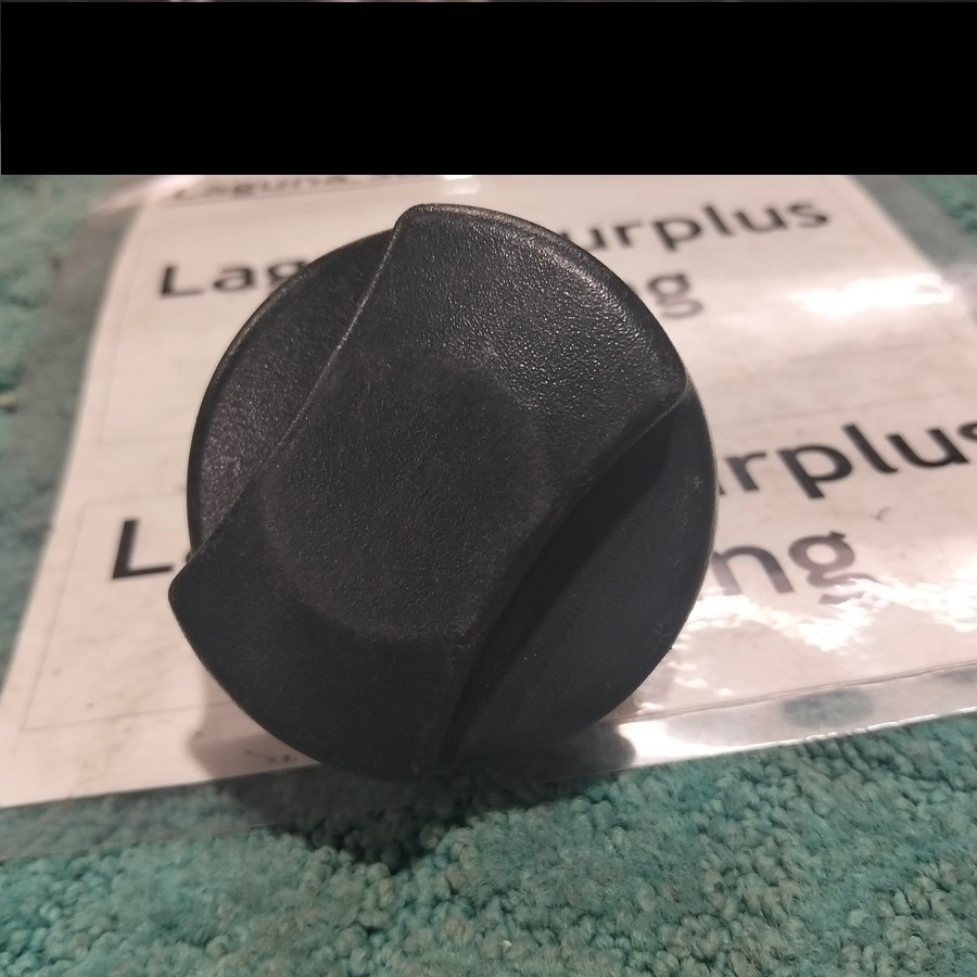 Gas Cap fits Cars like Mitsubishi Lancer , Adventure, Nissan Sentra ...