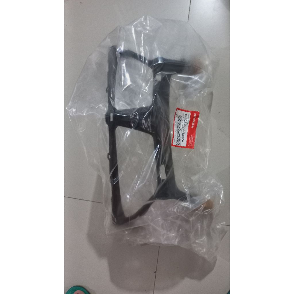 HONDA CLICK V3 FRONT GARNISH(ORIGINAL GENUINE) | Shopee Philippines