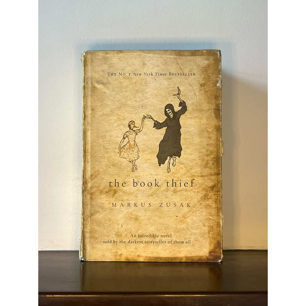 The Book Thief by Mark Zusak (HC/HB) | Shopee Philippines