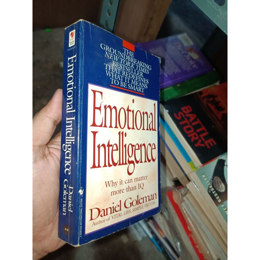 Emotional Intelligence by Daniel Goleman (book has few highlights ...