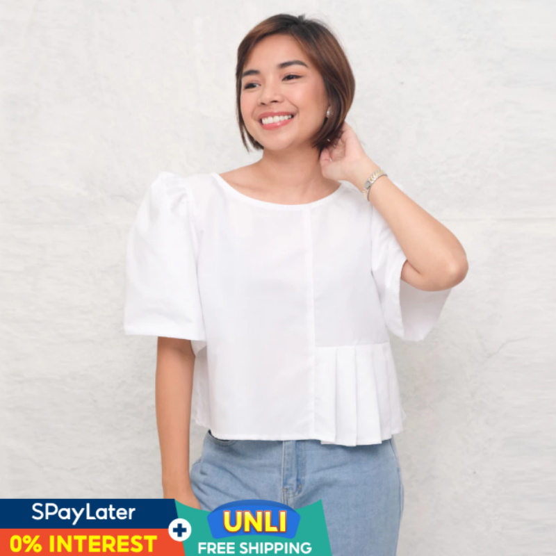 Short-sleeved simple round neck pleated shirt ladies shirt