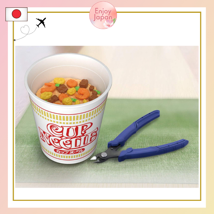 2018 BEST HIT CHRONICLE Cup Noodle 1/1 Scale Pre-Colored Plastic Model ...