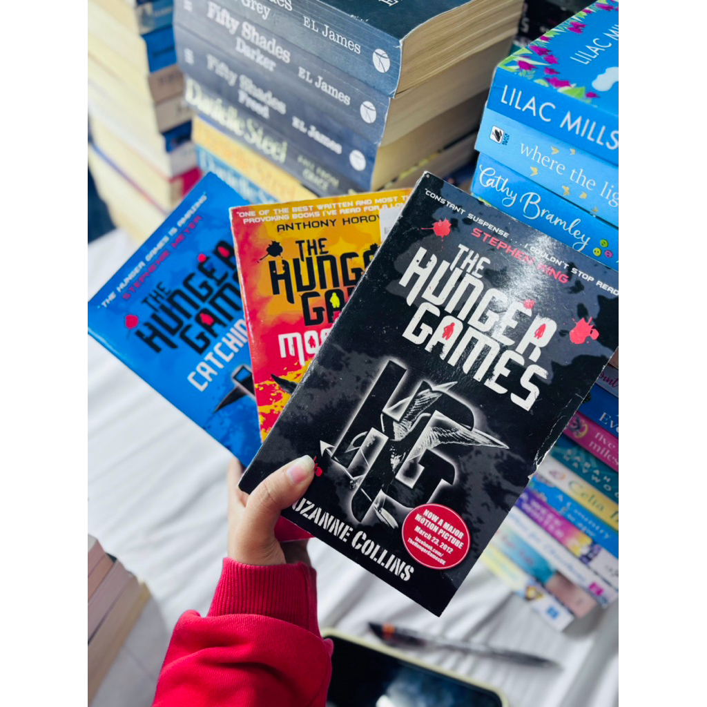Hunger Games Set by Suzanne Collins | Shopee Philippines