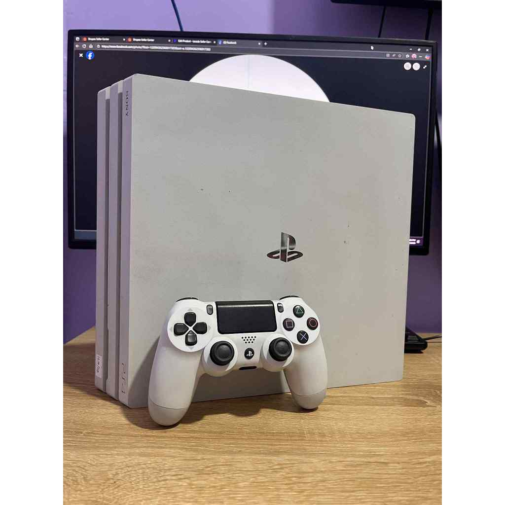 ORIGINAL PS4 CONSOLES (Phat, Slim, Pro)