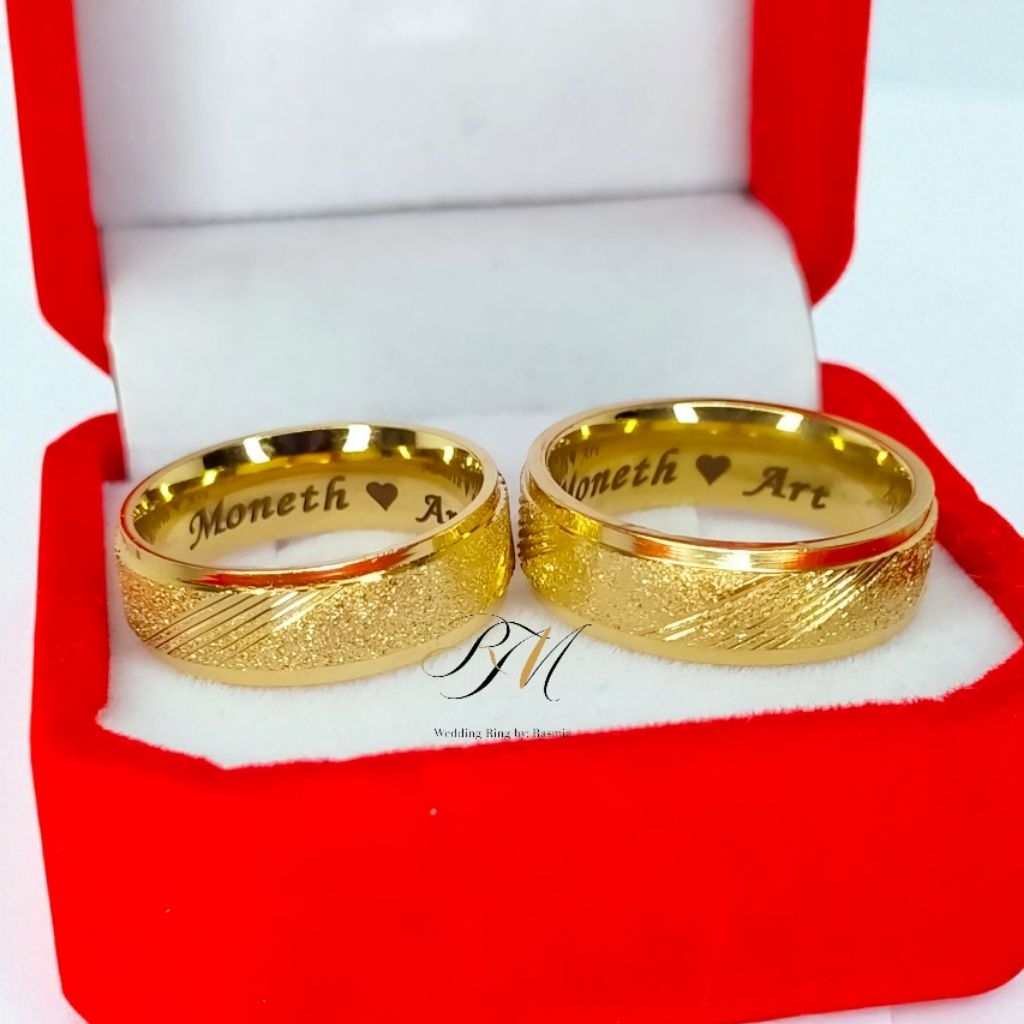 Couple Gold Wedding Rings with FREE Personalized Engraving | Matte ...