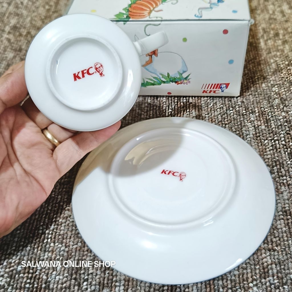 1994 KFC CHRISTMAS CERAMIC CUP AND SAUCER DUO • JAPAN SURPLUS