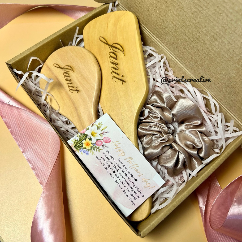 Personalized Vanity Gift Set | Engraved Brush, Mirror with Scrunchies ...