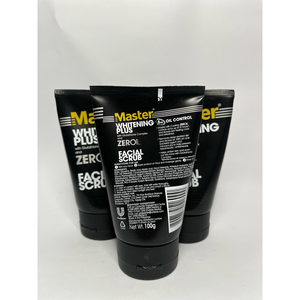 Master Whitening Plus Facial Scrub 100g with Glutathione Complex & Zeroil (Deep Cleansing)