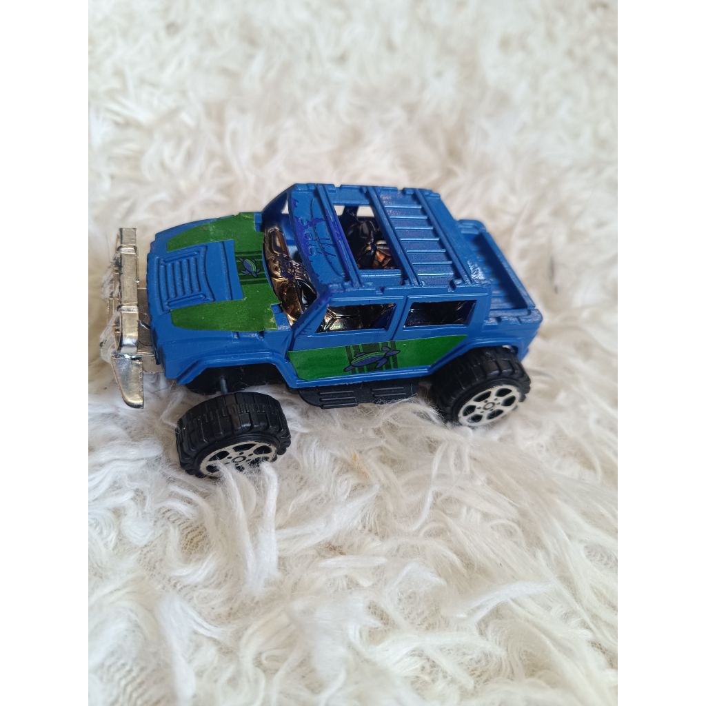 Car Yellow and Blue bundle | Shopee Philippines