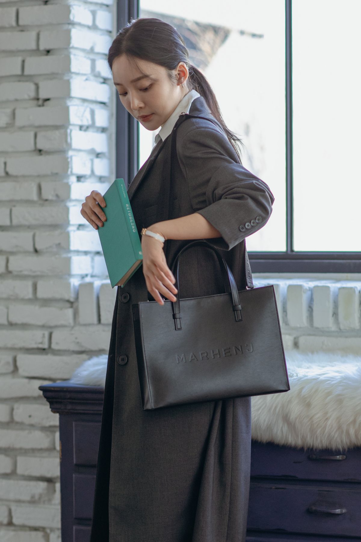 ☆MARHEN.J☆ Quartz Square Apple Leather Tote Bag