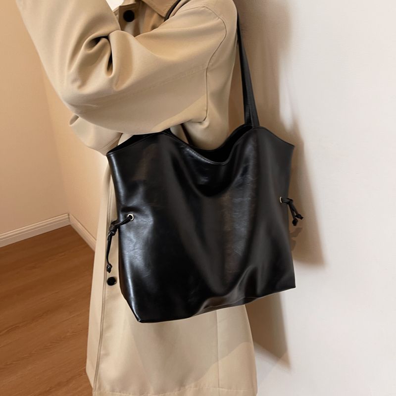 new Korean fashion ladies bags soft leather backpack