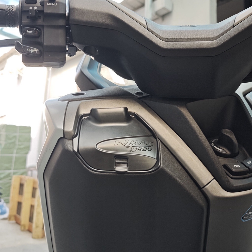 Curated visual reference: Visual Reference: Motorcycle Side Pocket Yamaha Nmax 155 V3 2025 Volt Compartments