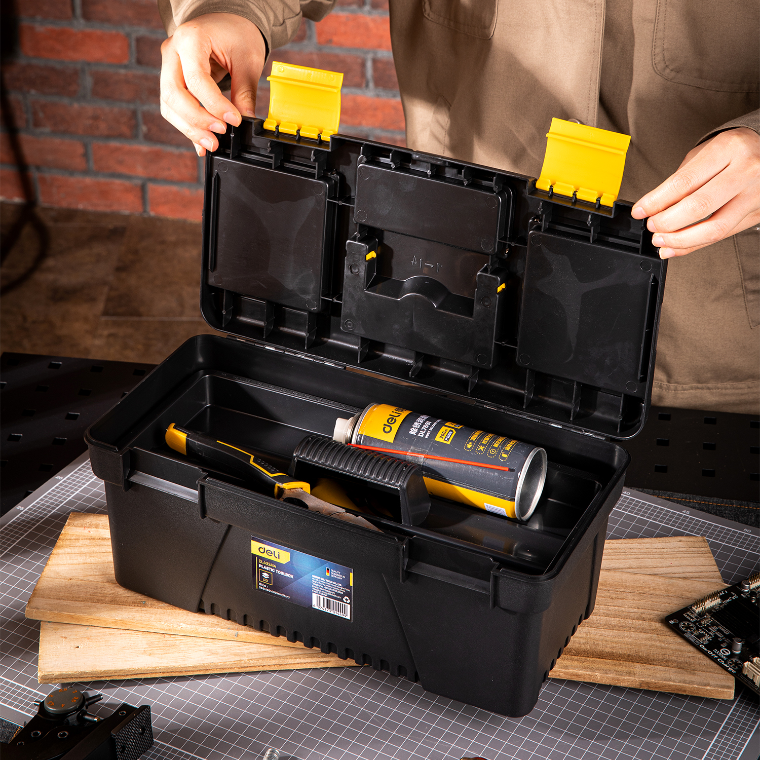 Deli Plastic Tool Box YELLOW Home Repair Kit Tool Kit Multi-function ...