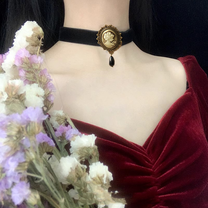 Elegant Choker Victorian Black Velvet Lace Cameo Choker Gothic Lady ...