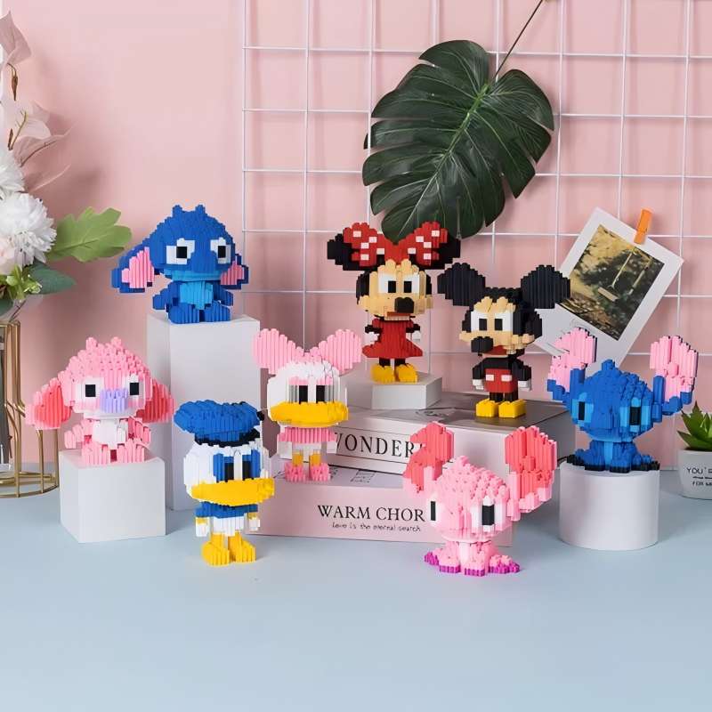 Mickey Mouse Micro Kingdom Buildable Characters and Castle Kit | Shopee ...